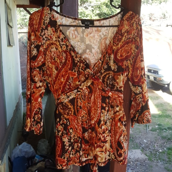 blouse - Picture 1 of 2